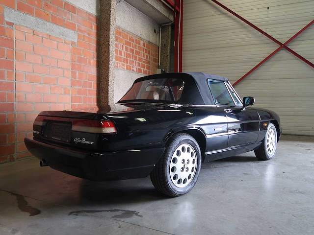 Alfa romeo - spider - classic cars >15 - afbeelding 2 van  67