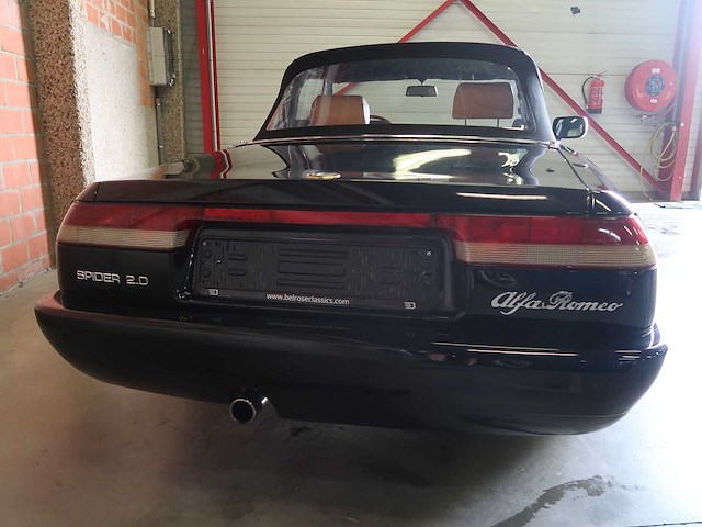 Alfa romeo - spider - classic cars >15 - afbeelding 4 van  67