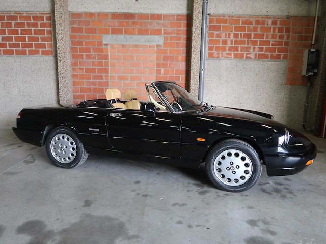 Alfa romeo - spider - classic cars >15 - afbeelding 7 van  67