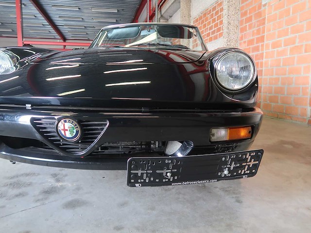Alfa romeo - spider - classic cars >15 - afbeelding 15 van  67