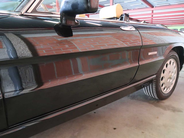 Alfa romeo - spider - classic cars >15 - afbeelding 17 van  67