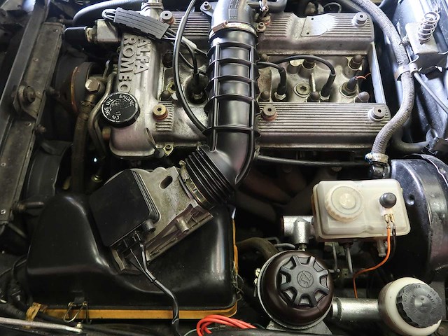 Alfa romeo - spider - classic cars >15 - afbeelding 55 van  67