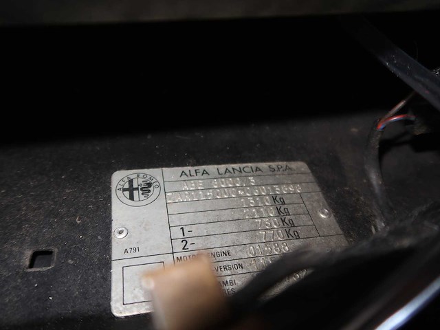 Alfa romeo - spider - classic cars >15 - afbeelding 64 van  67