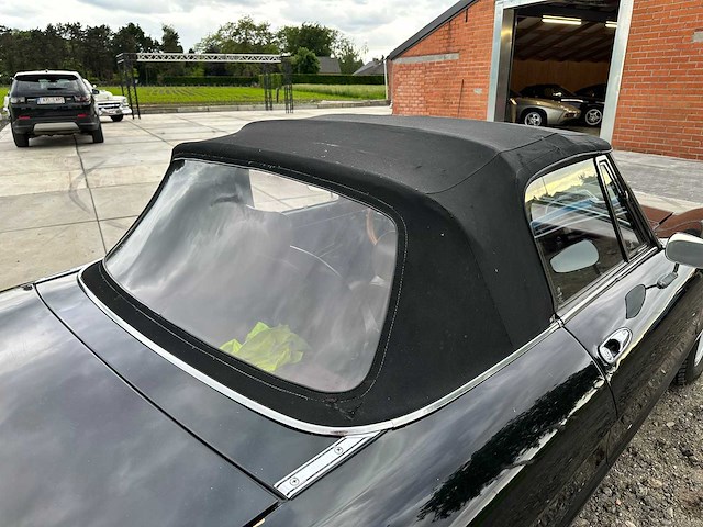 Alfa romeo - spider 1600 - oldtimer - afbeelding 16 van  34