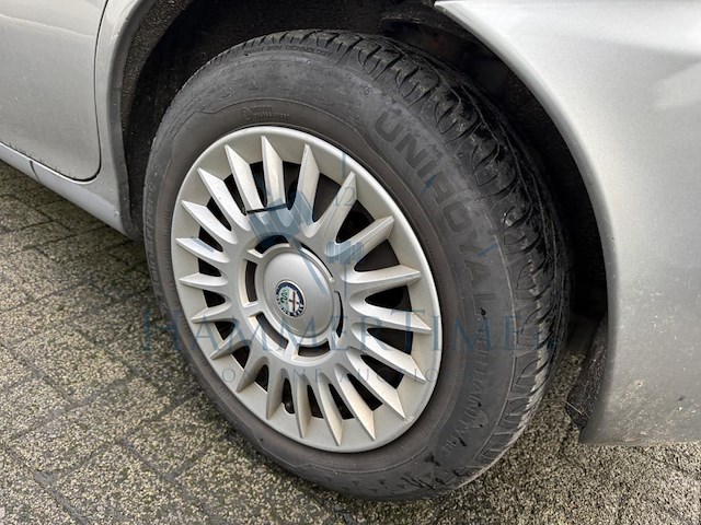 Alfa romeo 147 1.9 jtd impression, 2006 - afbeelding 10 van  28