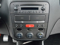 Alfa romeo 147 gta 937 vintage auto's > 15 - afbeelding 17 van  36