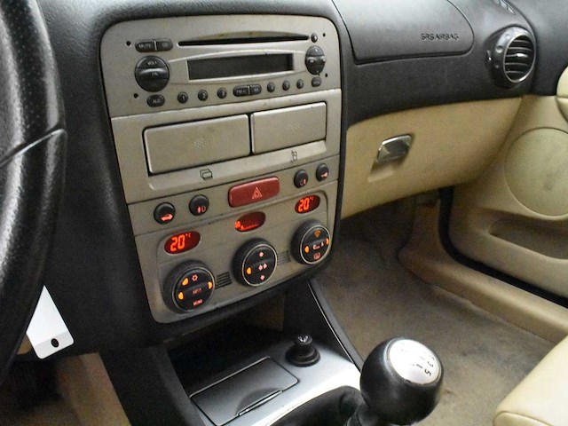 Alfa romeo 147 - afbeelding 5 van  31
