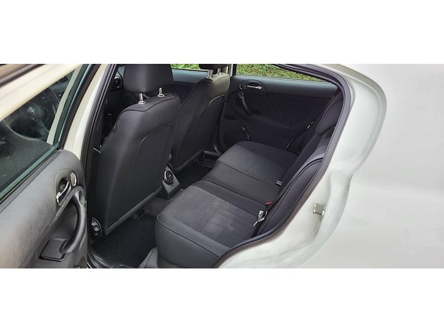 Alfa romeo 147 - afbeelding 7 van  19