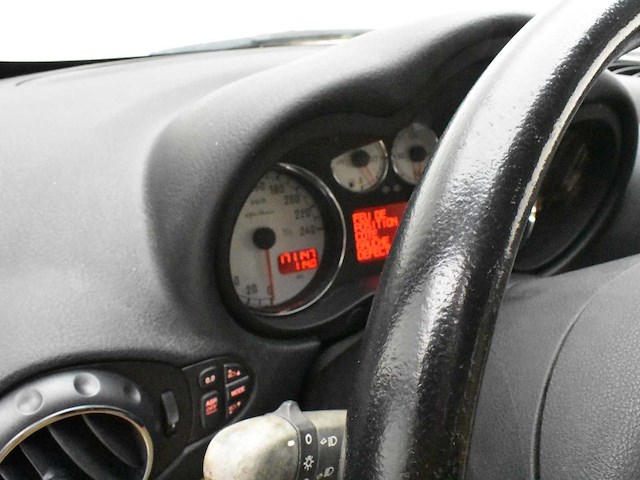 Alfa romeo 147 - afbeelding 5 van  35