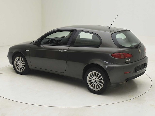 Alfa romeo 147 - afbeelding 33 van  35