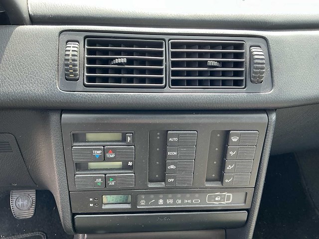 Alfa romeo 155 1.8 twin spark oldtimer 1992 - afbeelding 11 van  51