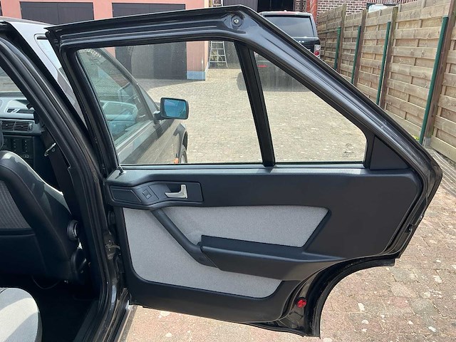 Alfa romeo 155 1.8 twin spark oldtimer 1992 - afbeelding 20 van  51