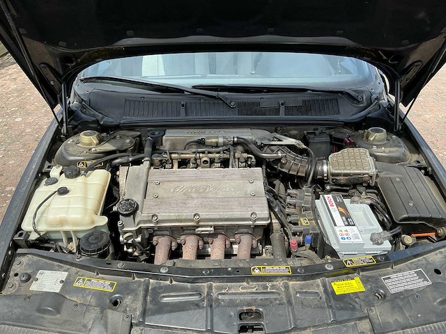 Alfa romeo 155 1.8 twin spark oldtimer 1992 - afbeelding 33 van  51