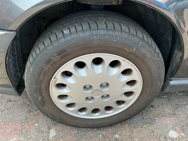 Alfa romeo 155 1.8 twin spark oldtimer 1992 - afbeelding 38 van  51