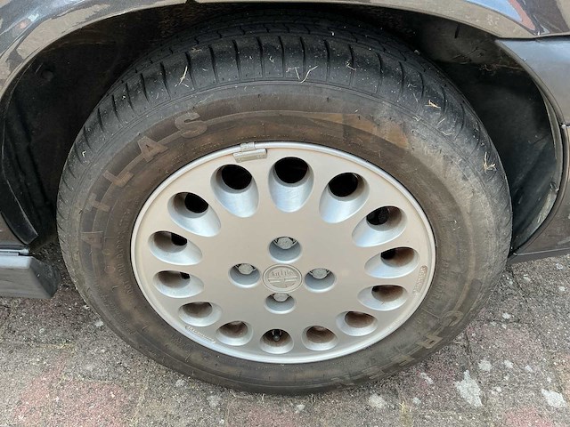 Alfa romeo 155 1.8 twin spark oldtimer 1992 - afbeelding 39 van  51