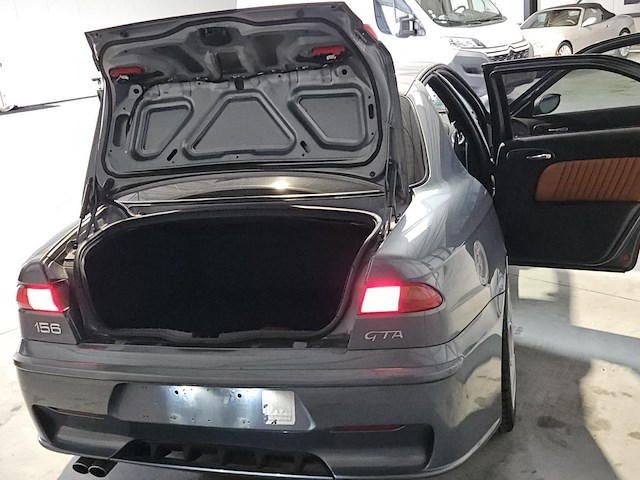 Alfa romeo 156 gta 3.2v6, 2002 - afbeelding 38 van  40