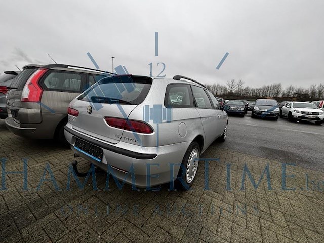 Alfa romeo 156 sw 1.6i 16v ts impression, 2000 - afbeelding 26 van  30