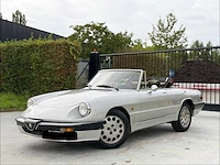 Alfa romeo alfa romeo 2000 spyder cabrio oldtimer - afbeelding 14 van  17