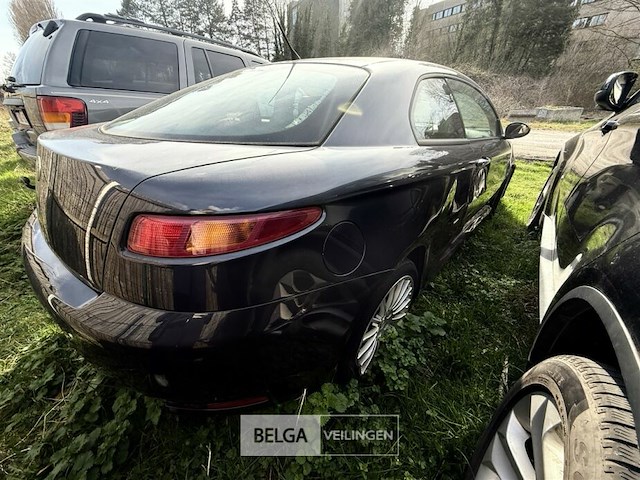 Alfa romeo, enkel voor vergunninghouders en erkende centra voor verschrotting - afbeelding 3 van  11