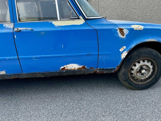 Alfa romeo giulia nuova super 1600 vintage auto's > 15 - afbeelding 6 van  28