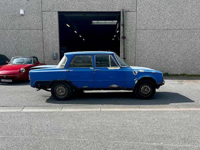 Alfa romeo giulia nuova super 1600 vintage auto's > 15 - afbeelding 25 van  28
