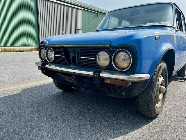 Alfa romeo giulia nuova super 1600 vintage auto's > 15 - afbeelding 28 van  28