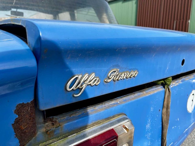 Alfa romeo giulia nuova super 1600 vintage auto's > 15 - afbeelding 17 van  28