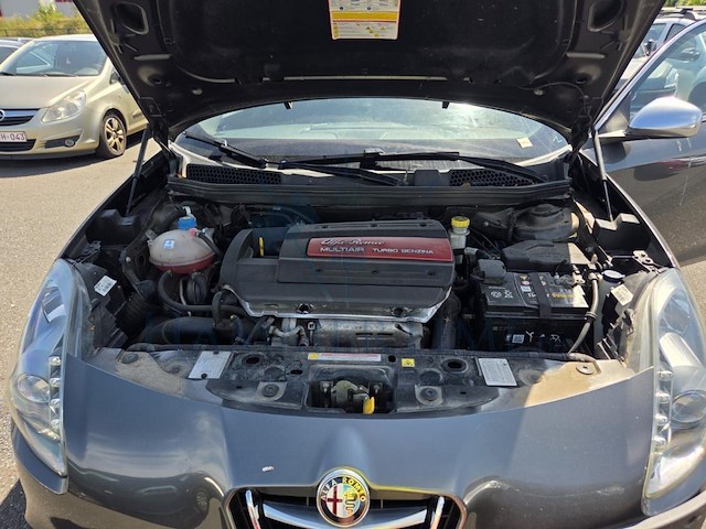 Alfa romeo giulietta 1.4 tb multiair exclusive tct 170 at, 2015 - afbeelding 8 van  41