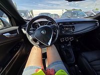 Alfa romeo giulietta 1.4 tb multiair exclusive tct 170 at, 2015 - afbeelding 11 van  41