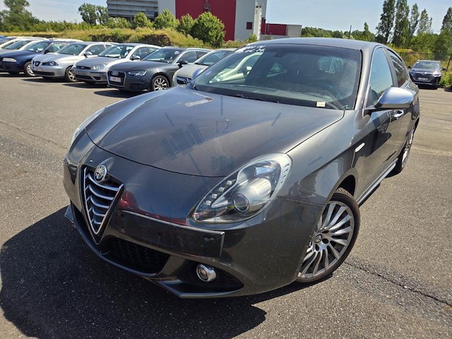 Alfa romeo giulietta 1.4 tb multiair exclusive tct 170 at, 2015 - afbeelding 1 van  41