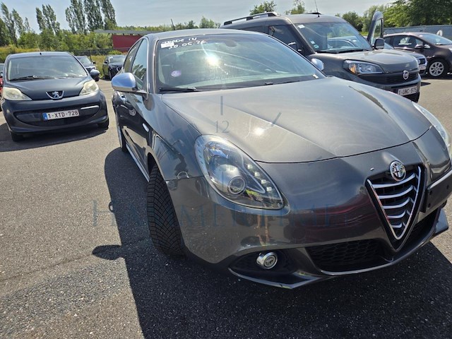 Alfa romeo giulietta 1.4 tb multiair exclusive tct 170 at, 2015 - afbeelding 23 van  41