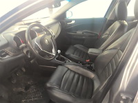 Alfa romeo giulietta 1.6 jtd, 2016 - afbeelding 2 van  12