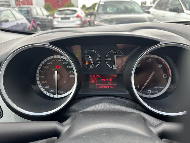 Alfa romeo giulietta 1.6 jtd m-jet distinctive start&stop,2012 - afbeelding 6 van  29