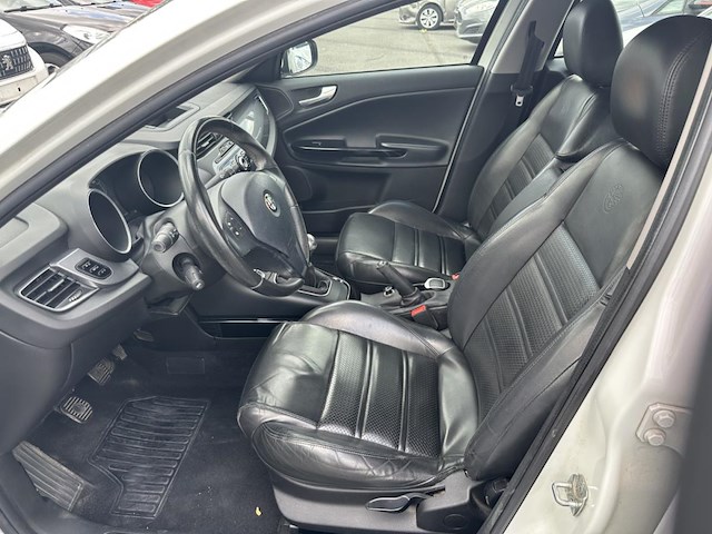 Alfa romeo giulietta 1.6 jtd m-jet distinctive start&stop,2012 - afbeelding 29 van  29