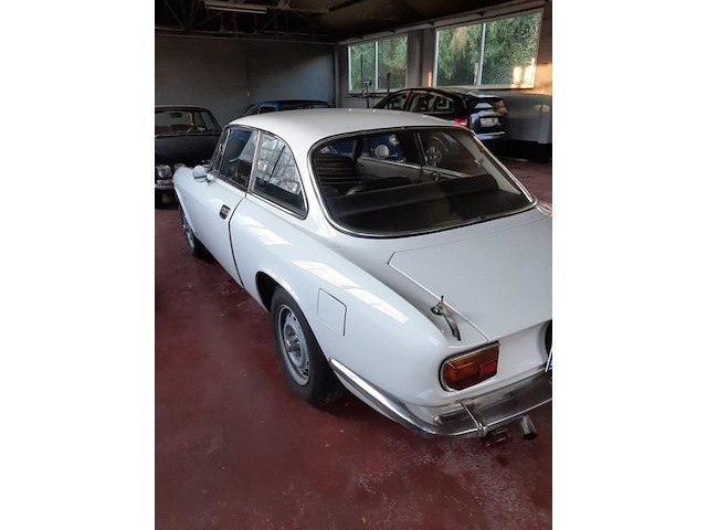 Alfa romeo gt1300, 1972 - afbeelding 3 van  31