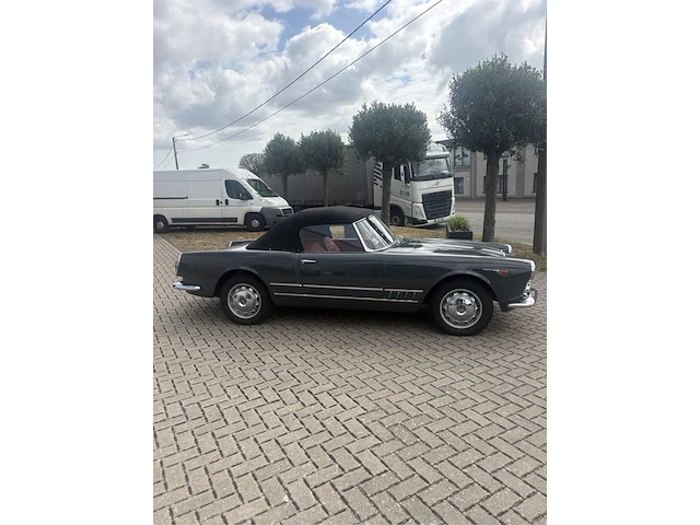 Alfa romeo romeo spider, 1960 - afbeelding 34 van  54