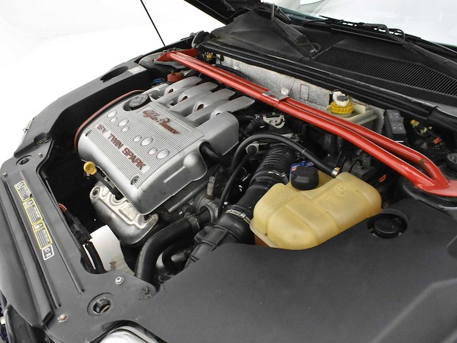 Alfa romeo spider 1.8t spark - afbeelding 37 van  61