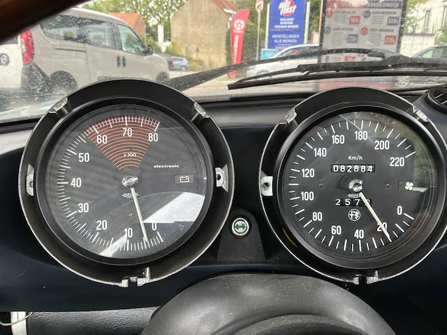 Alfa romeo spider 2.0 11538 voorouders - afbeelding 8 van  23