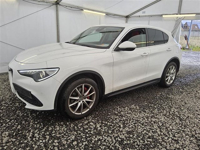 Alfa romeo stelvio 2.0 t awd, 2018 - afbeelding 1 van  13