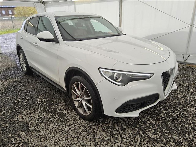 Alfa romeo stelvio 2.0 t awd, 2018 - afbeelding 7 van  13