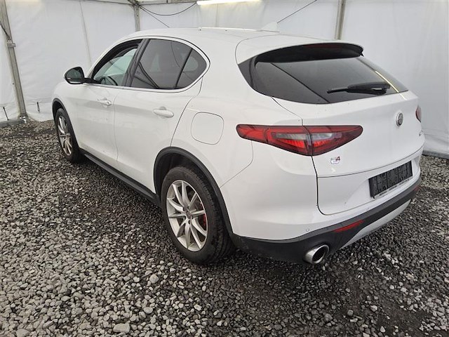 Alfa romeo stelvio 2.0 t awd, 2018 - afbeelding 11 van  13