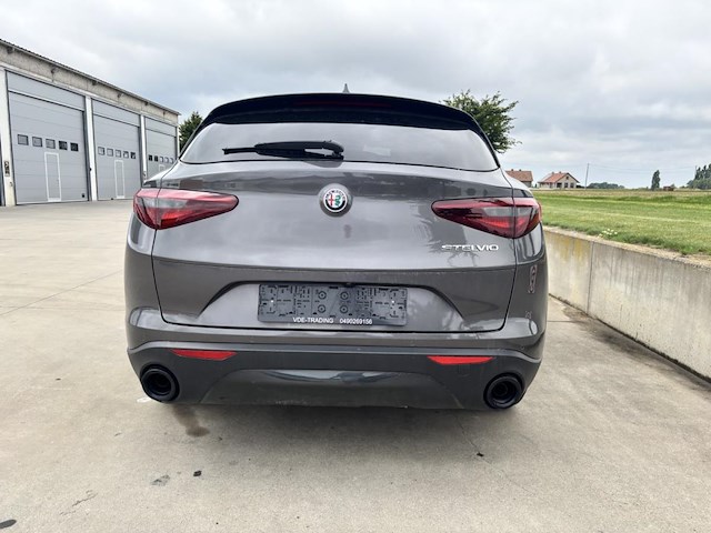 Alfa romeo stelvio, 2022 - afbeelding 33 van  36
