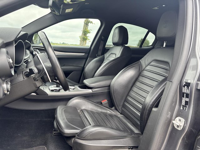 Alfa romeo stelvio, 2022 - afbeelding 36 van  36