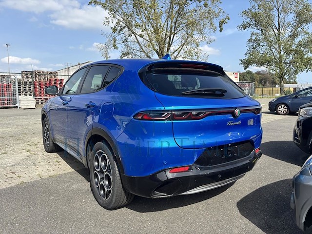 Alfa romeo tonale phev, 2024 - afbeelding 38 van  41