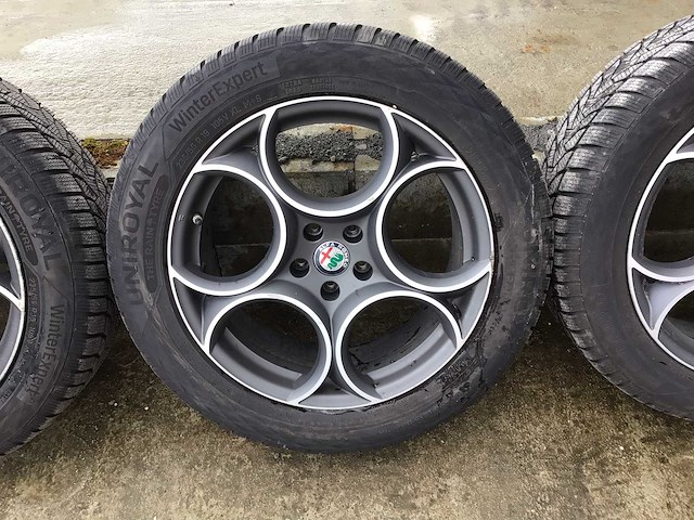 Alfa stelvio rim (4x) - afbeelding 2 van  9