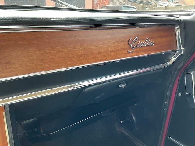Alfo romeo nuova super 1300 oldtimer 1975 - afbeelding 10 van  40
