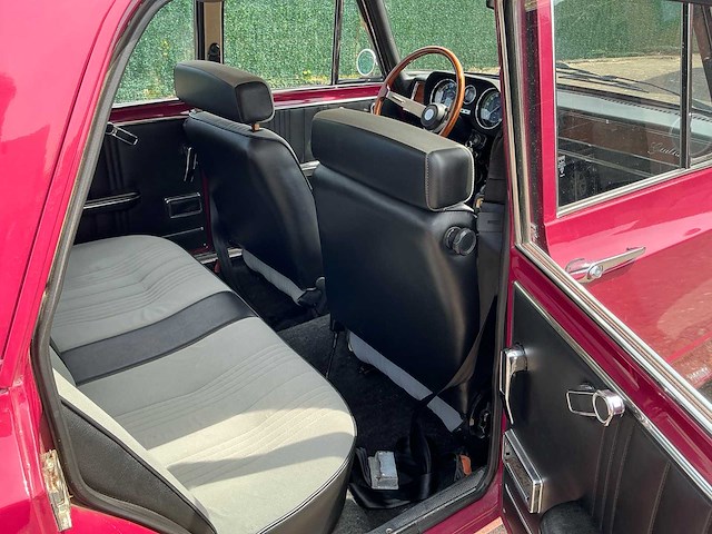 Alfo romeo nuova super 1300 oldtimer 1975 - afbeelding 17 van  40