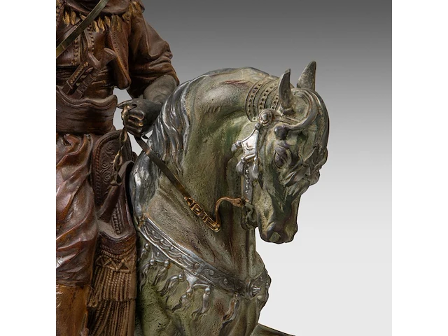 Alfred barye (1839-1882), arab hunter on horseback, various patinated spelter on an onyx base the sculpture: 56 x 46 cm. (22.05 x 18.10 in.), with base: 62 x 72 cm. (24.41 x 28.35 in.) - afbeelding 8 van  8