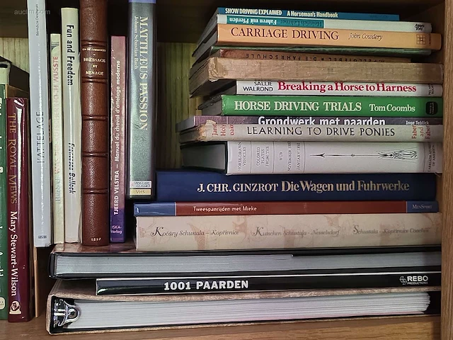 Algemene boeken over paarden en rijtuigen (39x) - afbeelding 3 van  5