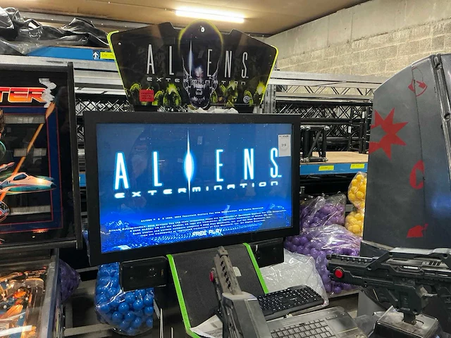 Aliens - extermination-arcadekast - afbeelding 2 van  5